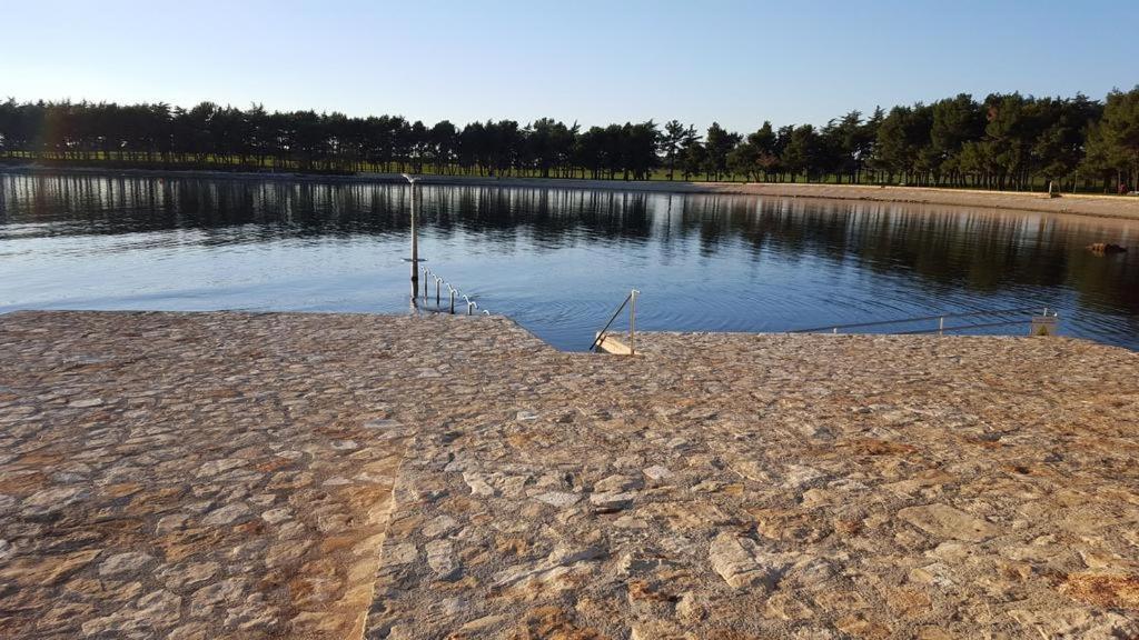 Готель Lux Novigrad  Екстер'єр фото